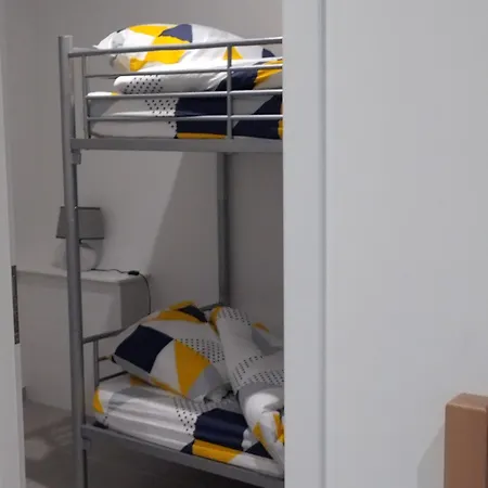 Blue House * Rainville