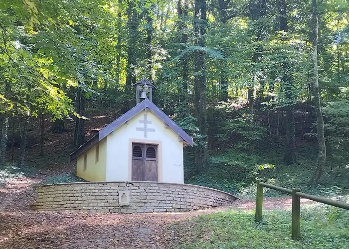 Blue House Rainville